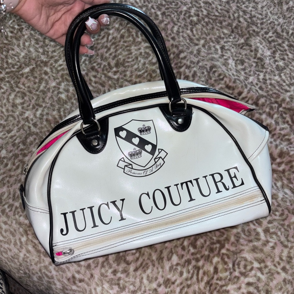Juicy Couture White and Black Travel Bag with Logo